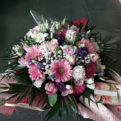 bouquet de mariée à Aubigné-Racan dans la Sarthe 72